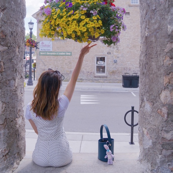 Meet your Posher, Yimin - Picture 1 of 1